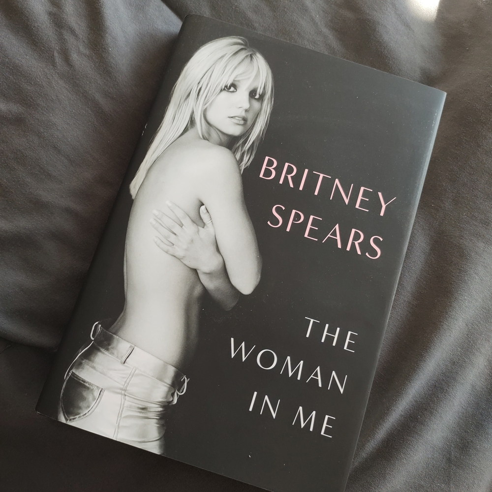 Pre Loved Britney Spears Book The Woman In Me